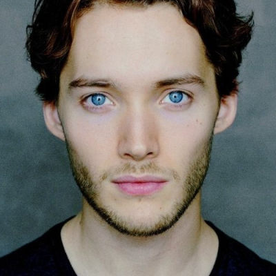 toby-regbo